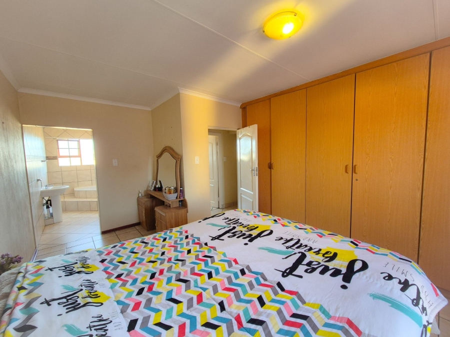 3 Bedroom Property for Sale in Vaalpark Free State
